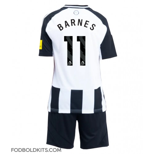 Newcastle United Harvey Barnes #11 Hjemmebanesæt Børn 2024-25 Kortærmet (+ Korte bukser)